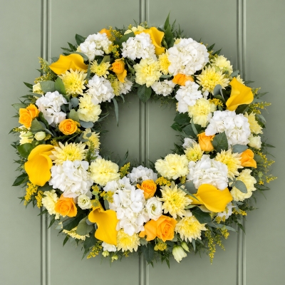 Yellow & White Loose Wreath
