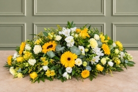 Yellow & White Double Ended Spray