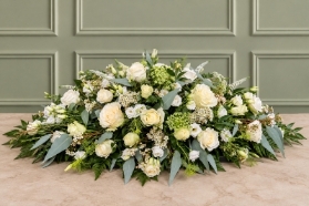 White & Green Double Ended Spray
