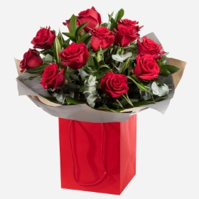 Luxury 12 Red Rose Aqua